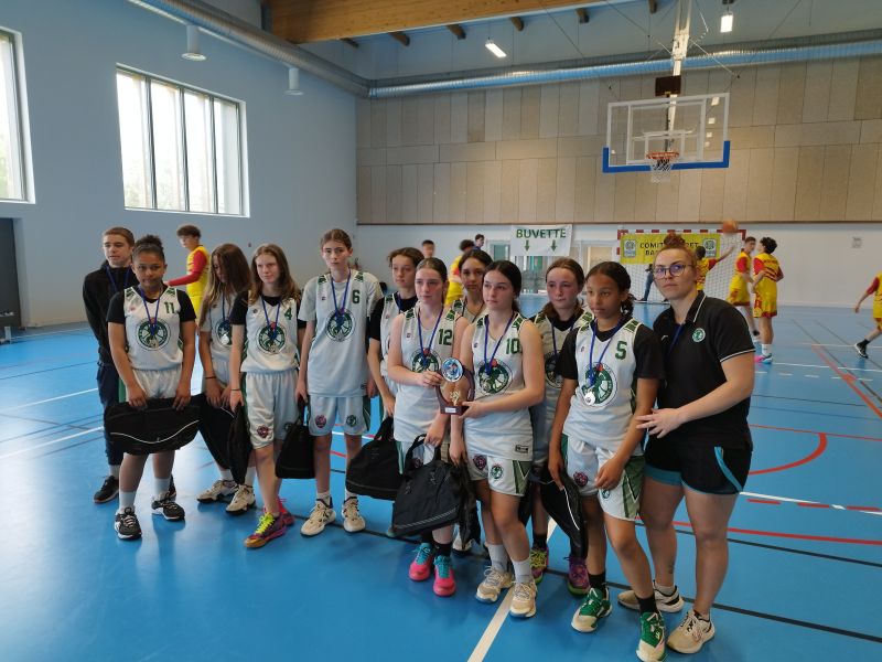 Trophée du Loiret U15F - ES Ormes contre OLBA - Victoire OLBA 53 à 58